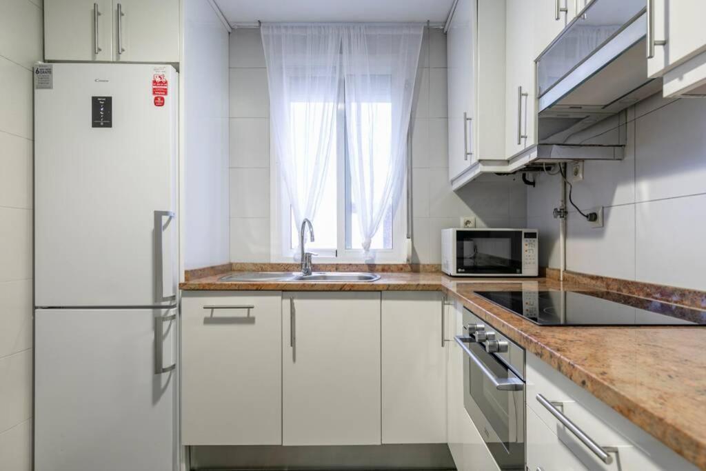 Homeabout La Latina Apartment Madrid Luaran gambar